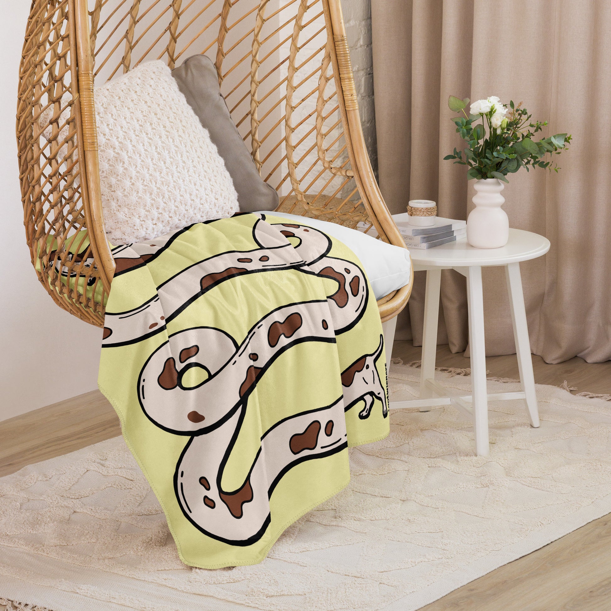 THE LONGEST WEEN BLANKET | smooth haired piebald doxie | popcorn yellow