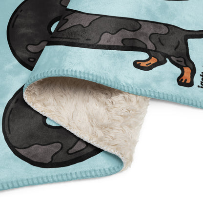 THE LONGEST WEEN BLANKET