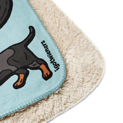 THE LONGEST WEEN BLANKET